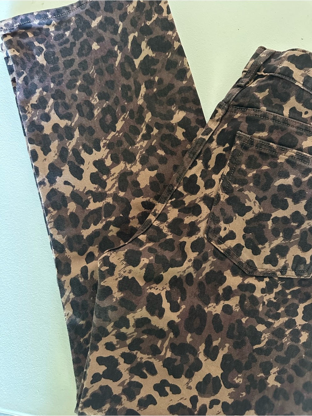 Abercrombie & Fitch Baggy Leopard Print Jeans - Brown & Black - Picture 6 of 7